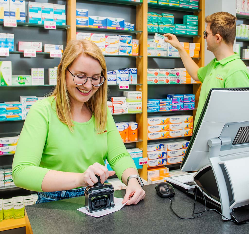 jagsttal-apotheke-moeckmuehl-team